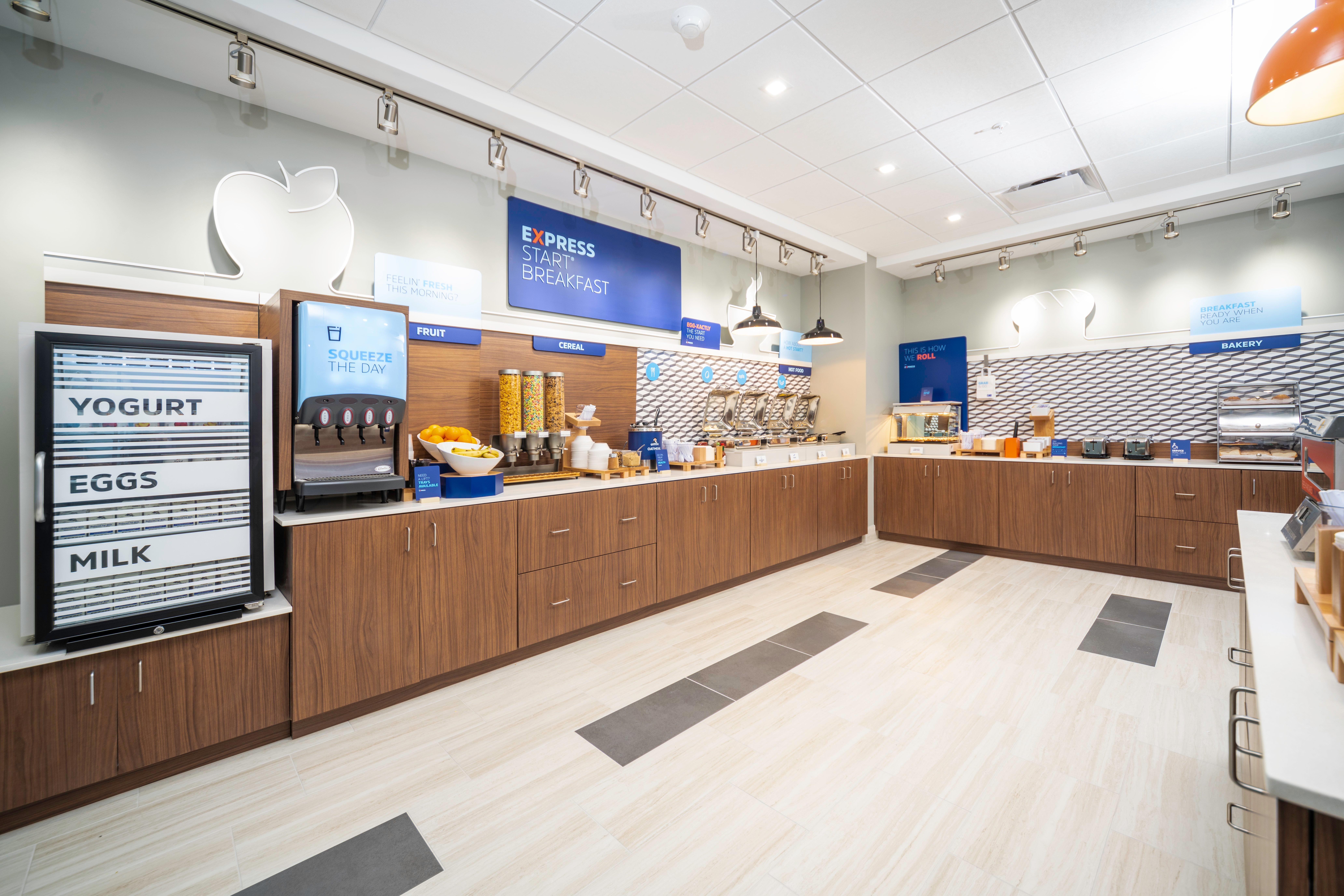 Holiday Inn Express & Suites - Fort Myers Airport By Ihg מראה חיצוני תמונה